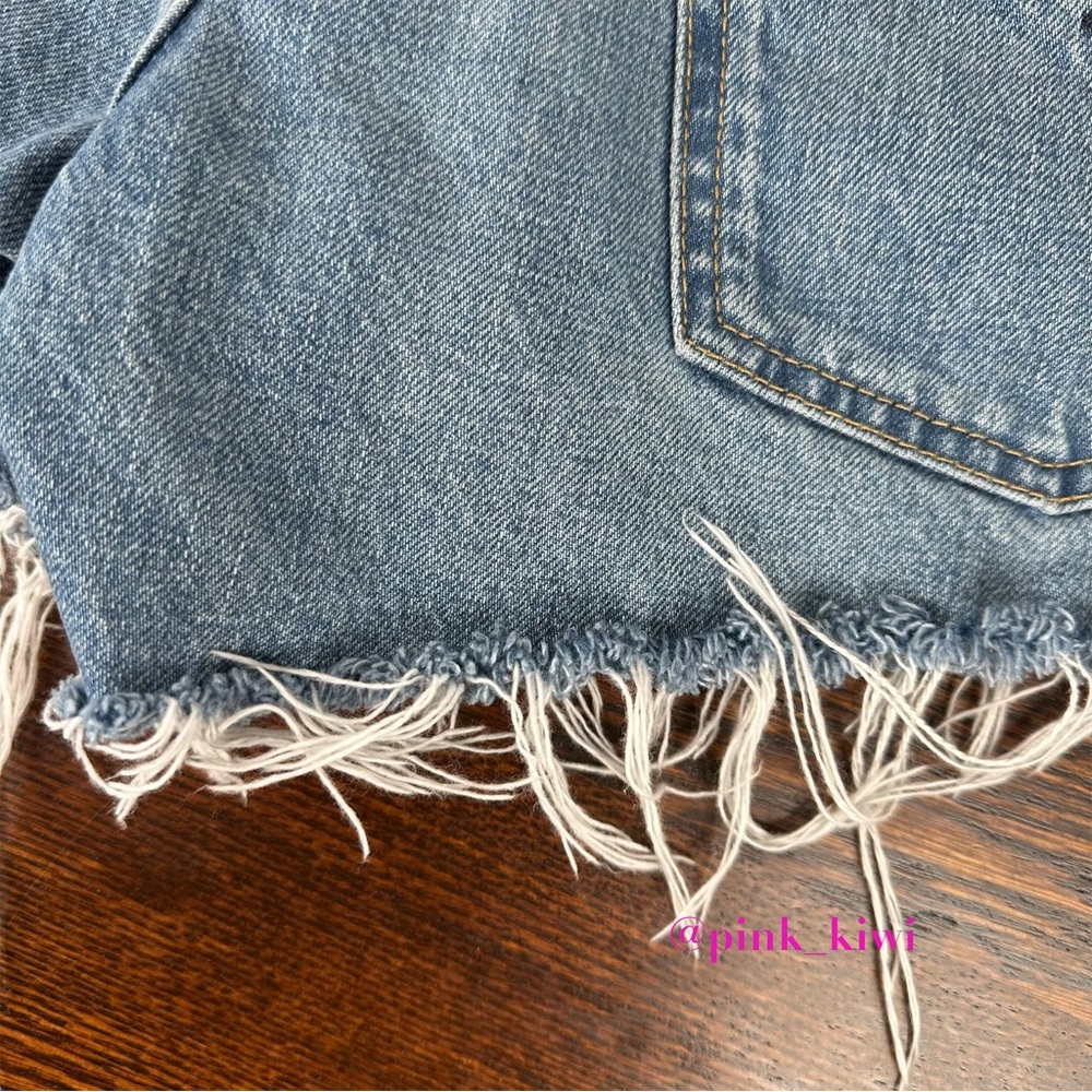 Hudson Blue Deconstructed High Rise Cutoff Jean Shorts - Picture 9 of 14